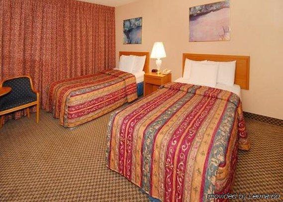 Clarion Hotel & Convention Center Atlantic City West Ег Харбър Тауншип Стая снимка
